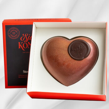 Sjokoladehjerte Mørk Harmoni i mørk sjokolade med sprø fyll på hvit bakgrunn