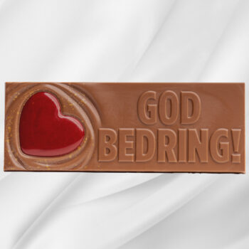 Sjokoladeplate med teksten God Bedring! på hvit bakgrunn